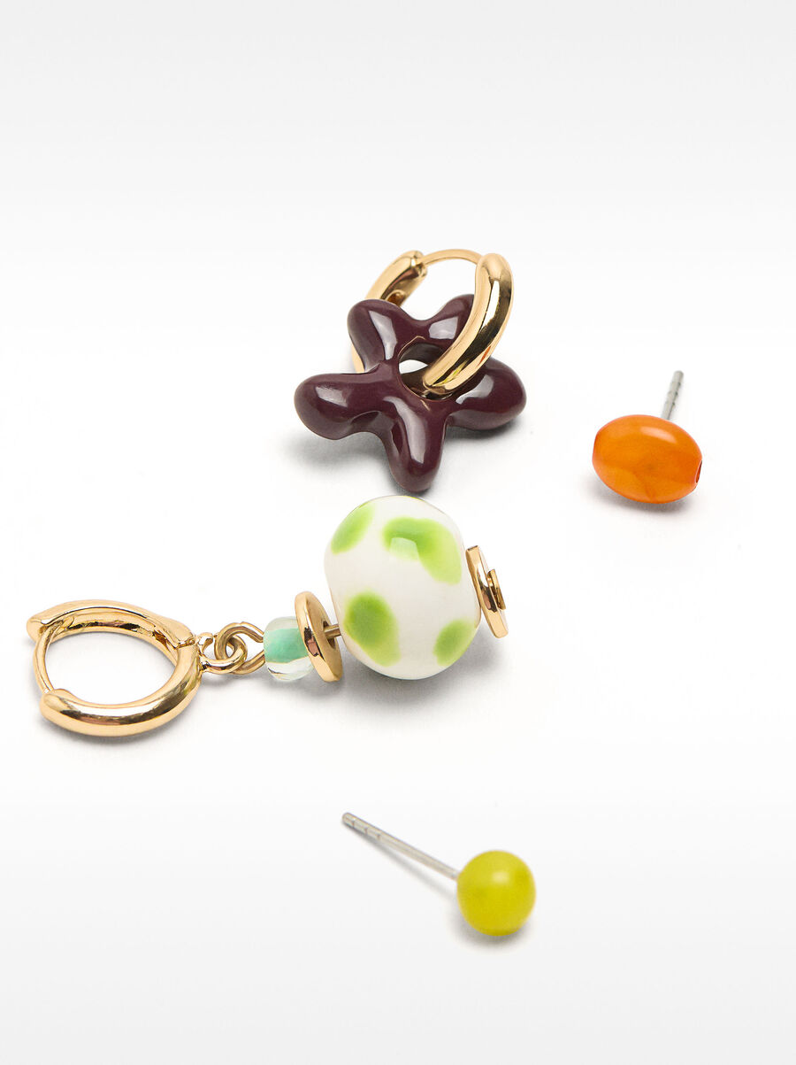 Conjunto de pendientes de cerámica y resina