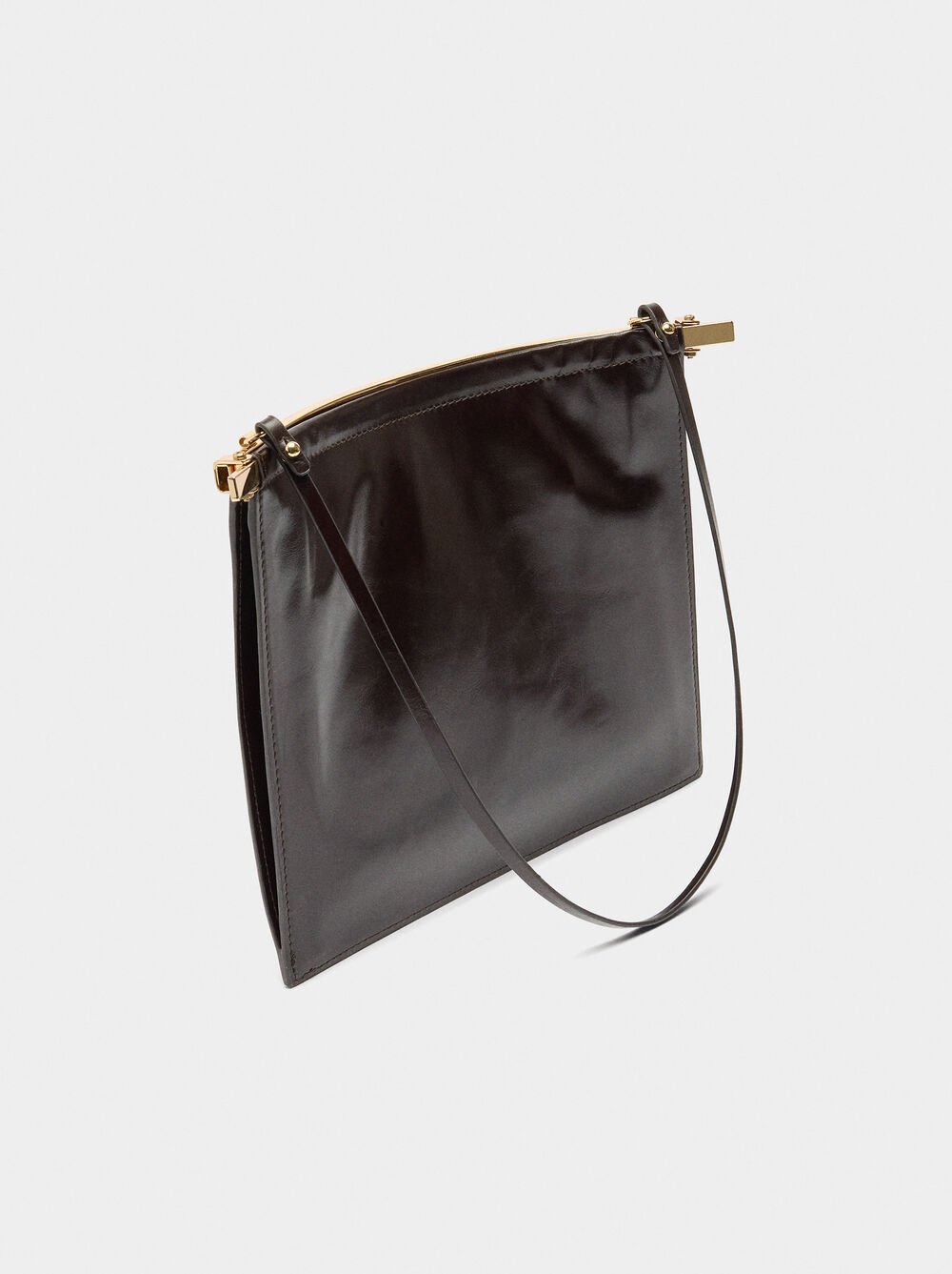 Leather shoulder bag