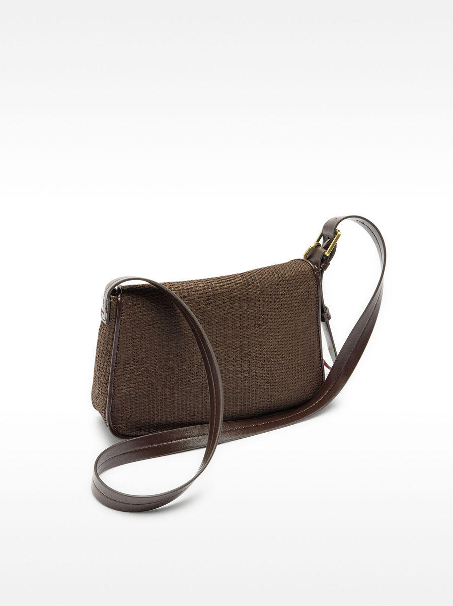 Crossbody bag with straw effect flap