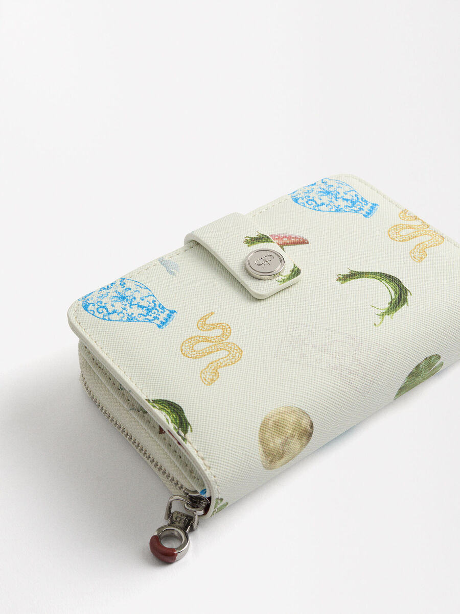 Printed coin purse with texture