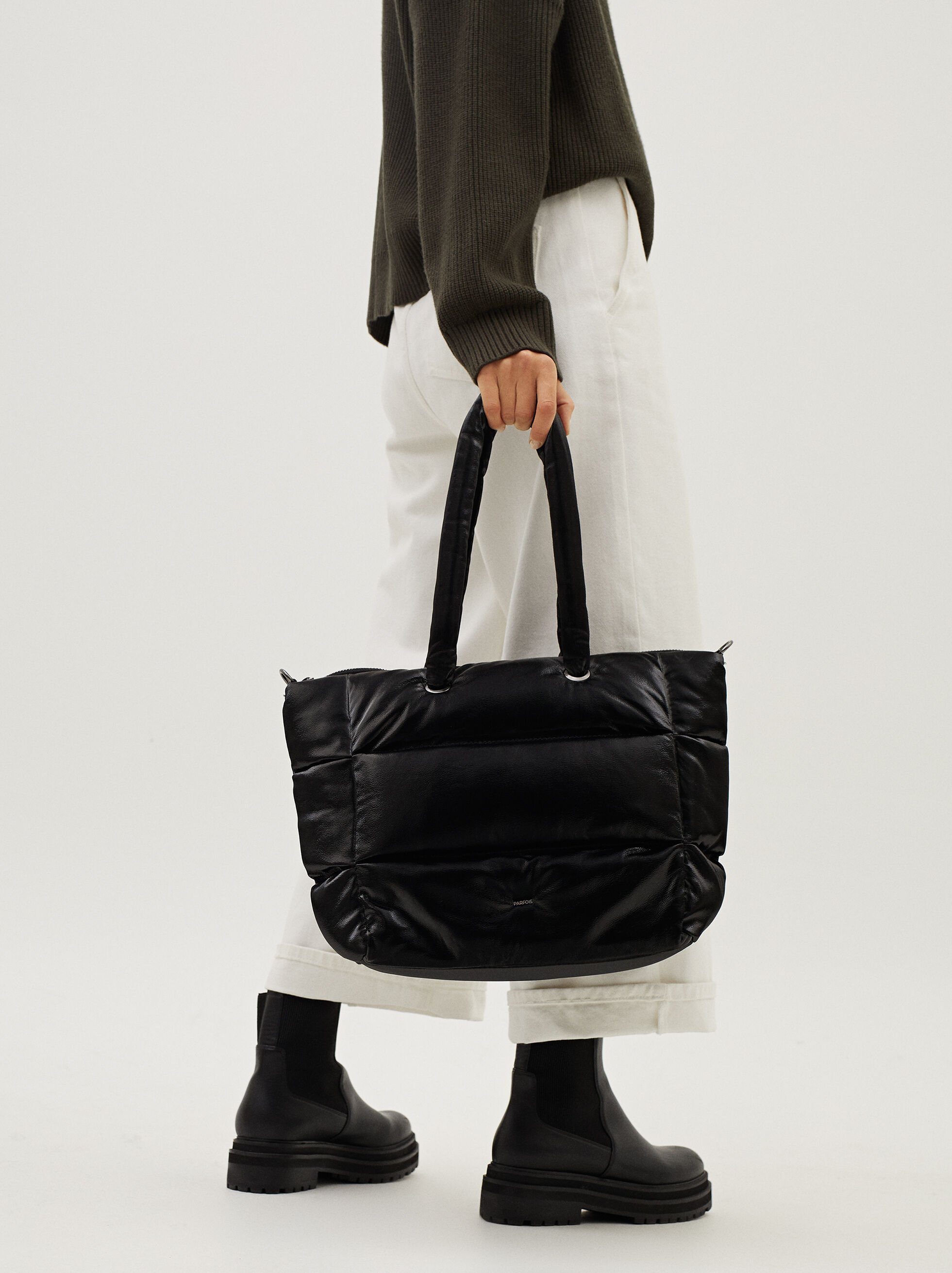 Black padded tote bag Outlet