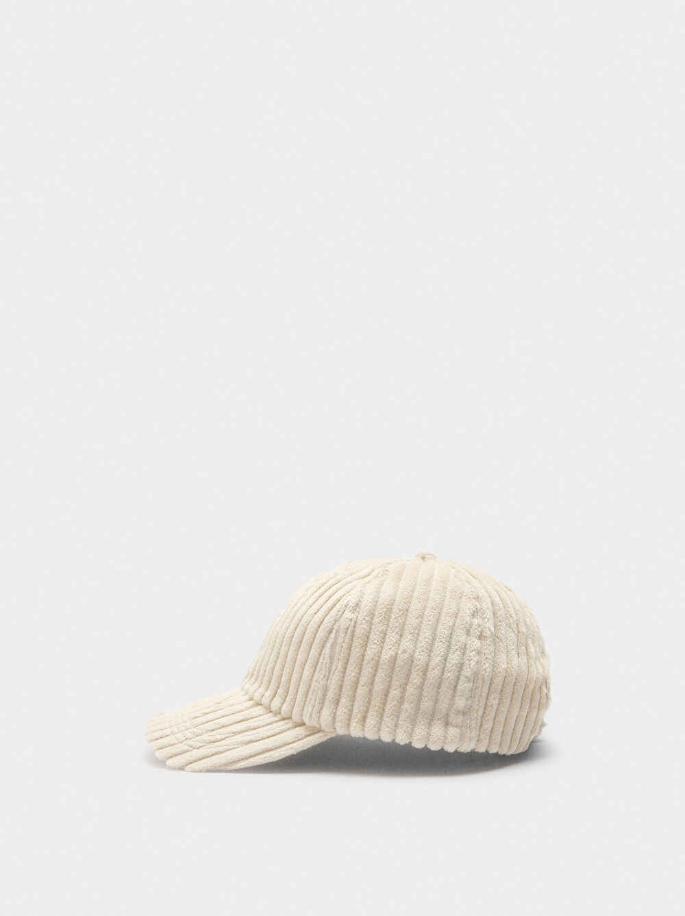 Ribbed velvet cap