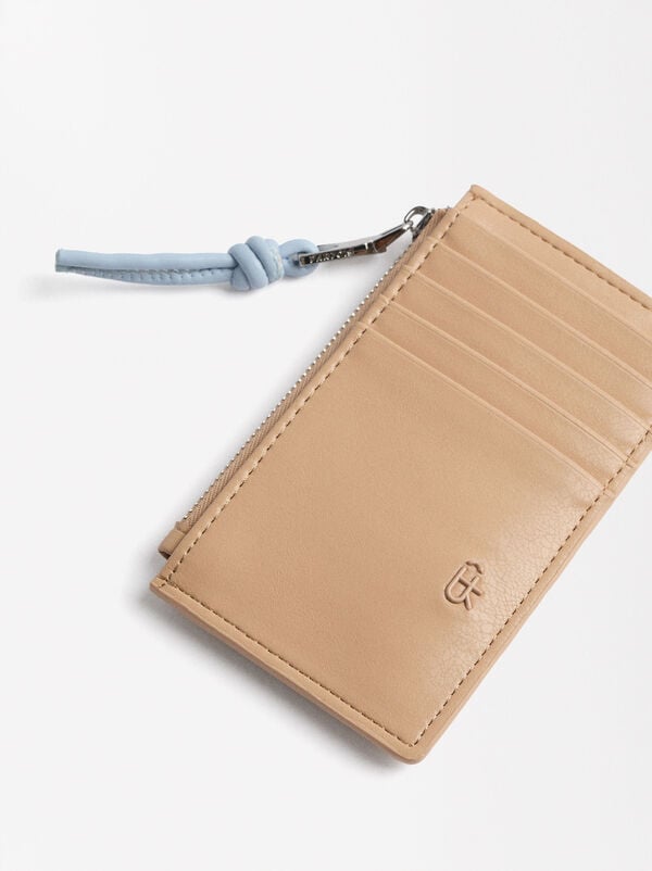 Card holder with zipper