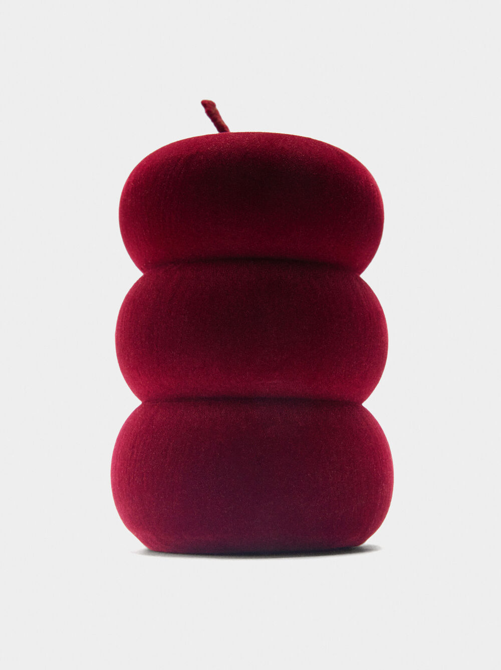 Dekorative Kerze aus Textur mit samtartiger Oberfläche