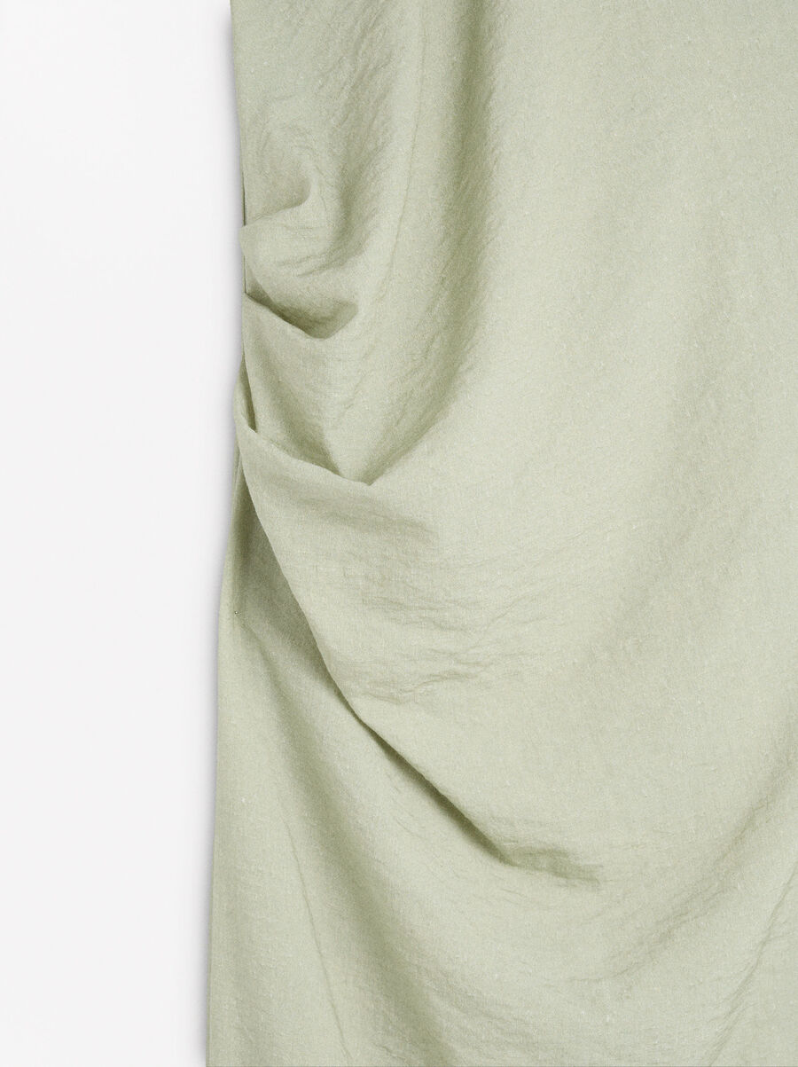 Long dress with wrinkled effect