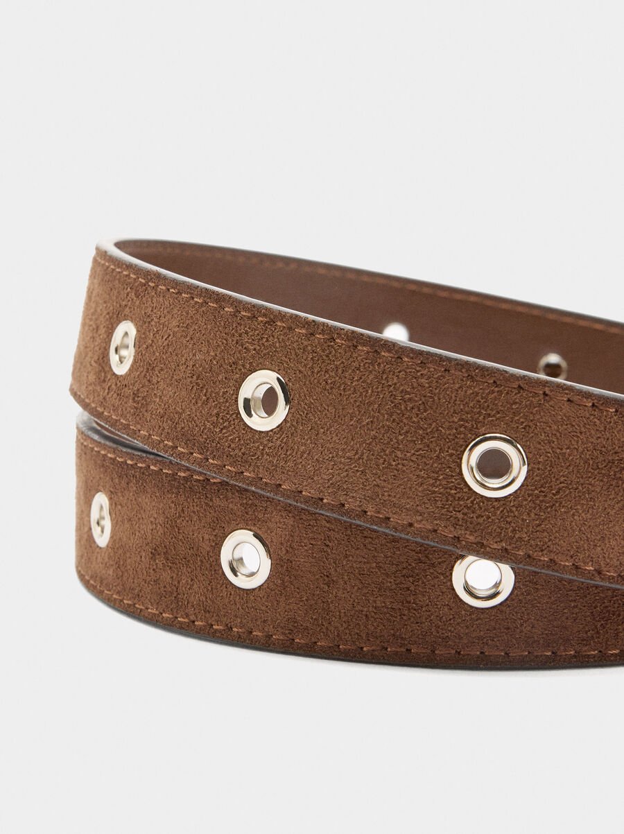 Belt with studs