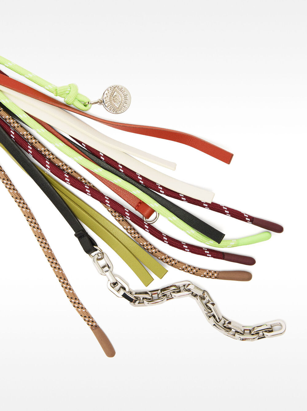 Charm with multicolor fringes