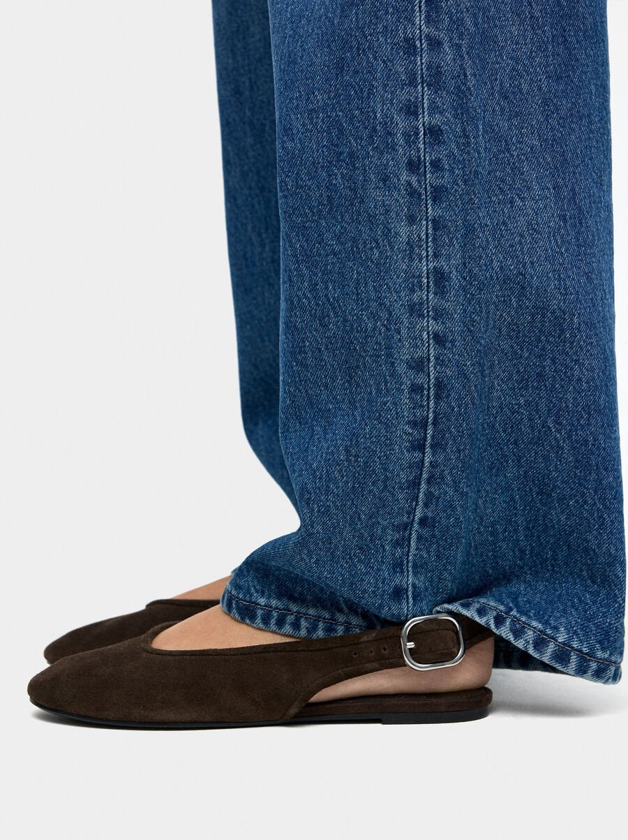 Leather ballet flats with slingback