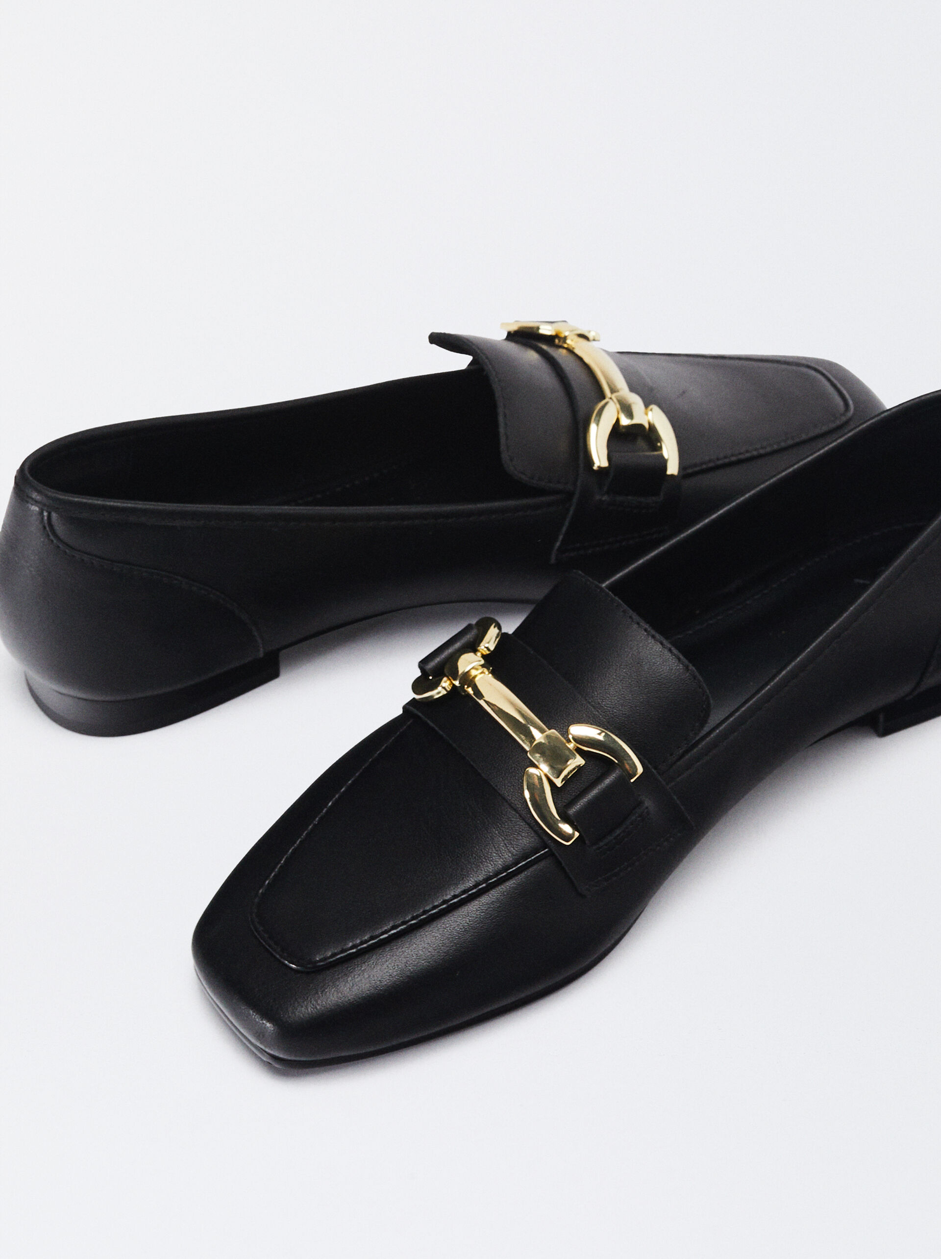 Leather Loafers With Buckle image number 4.0
