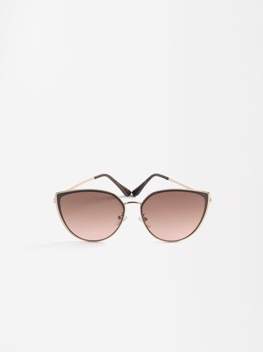 Cat eye sunglasses