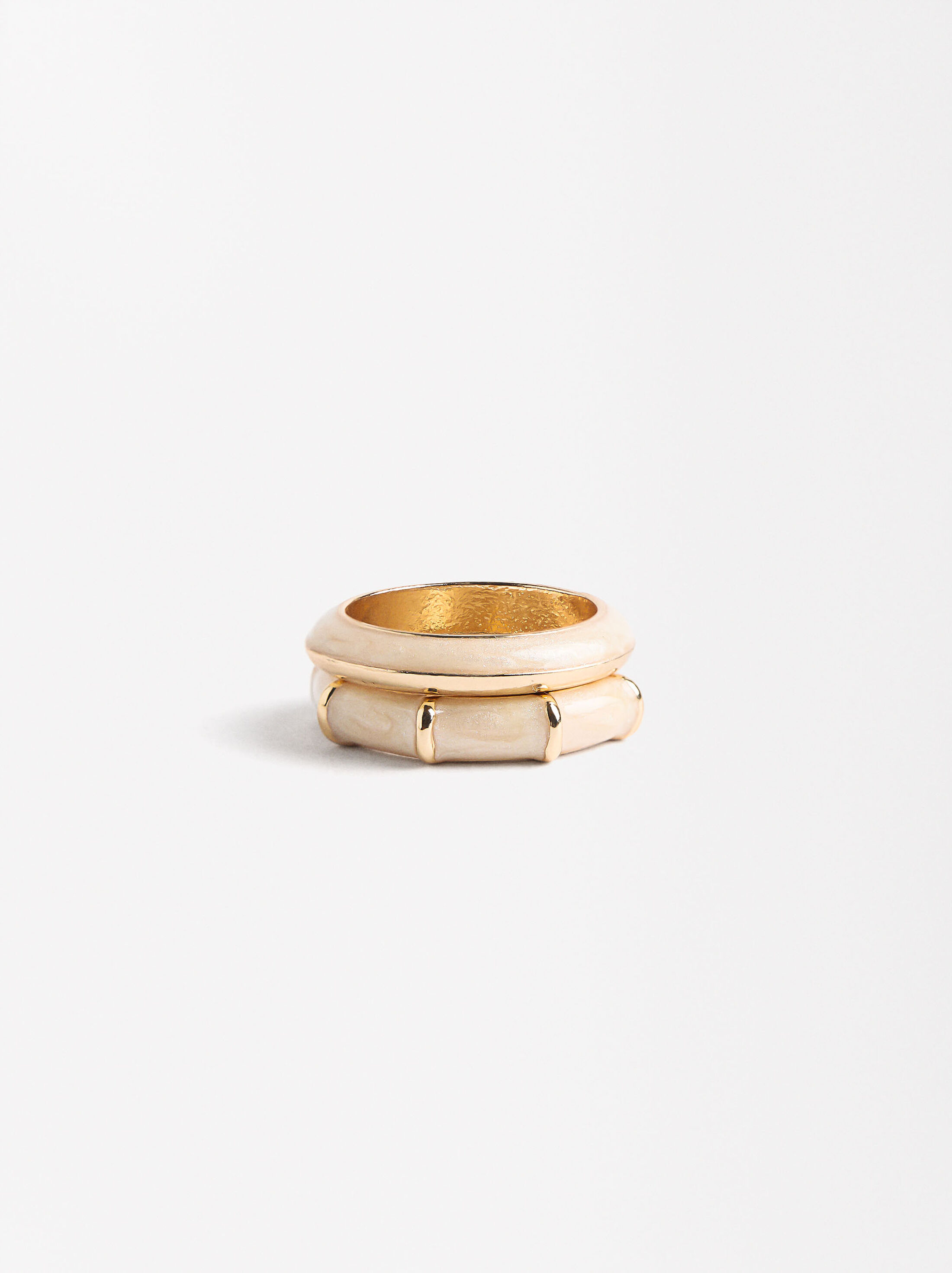 Set of enameled rings image number 0.0