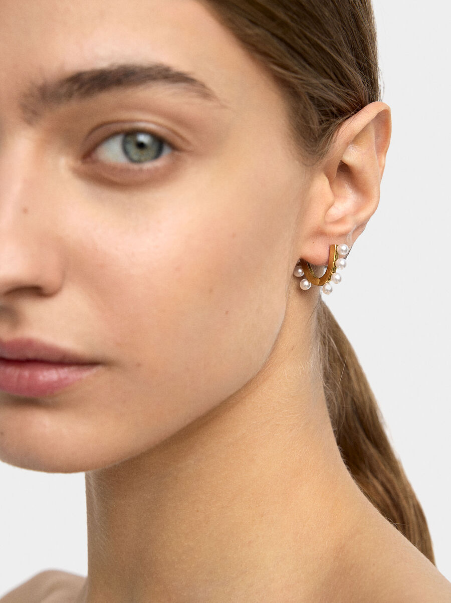 Single hoop with pearls - stainless steel