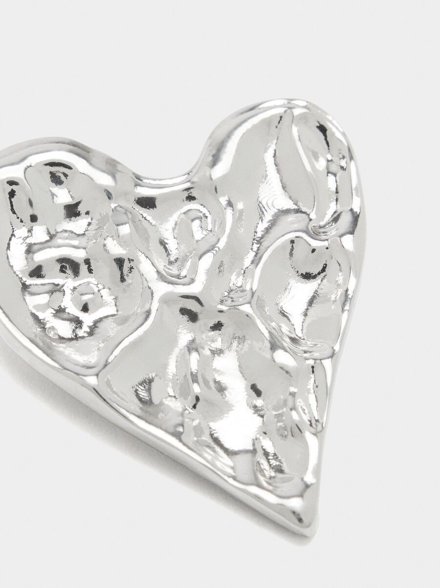 Brooch with heart