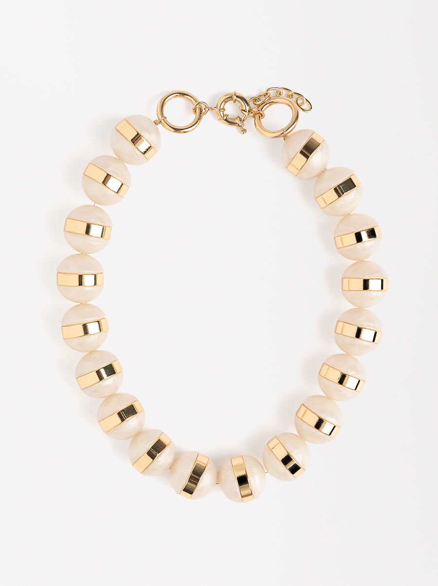 Short necklace with spheres