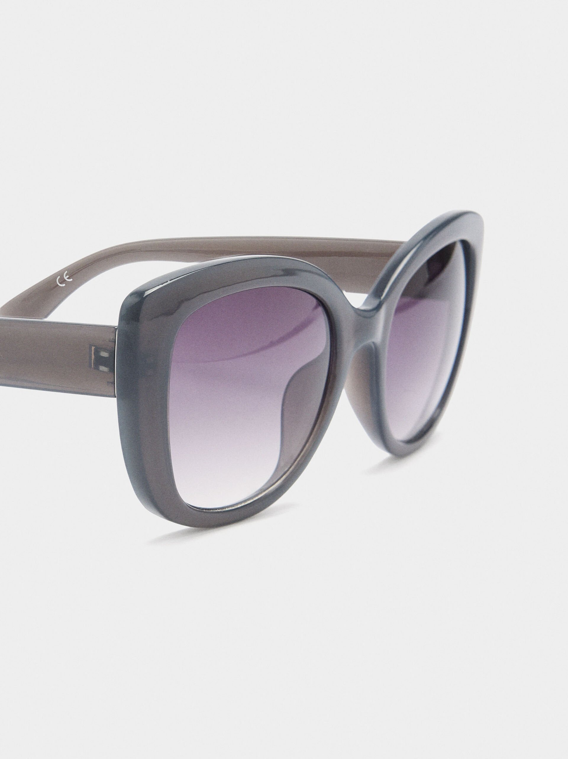 Lunettes de soleil papillon image number 1.0