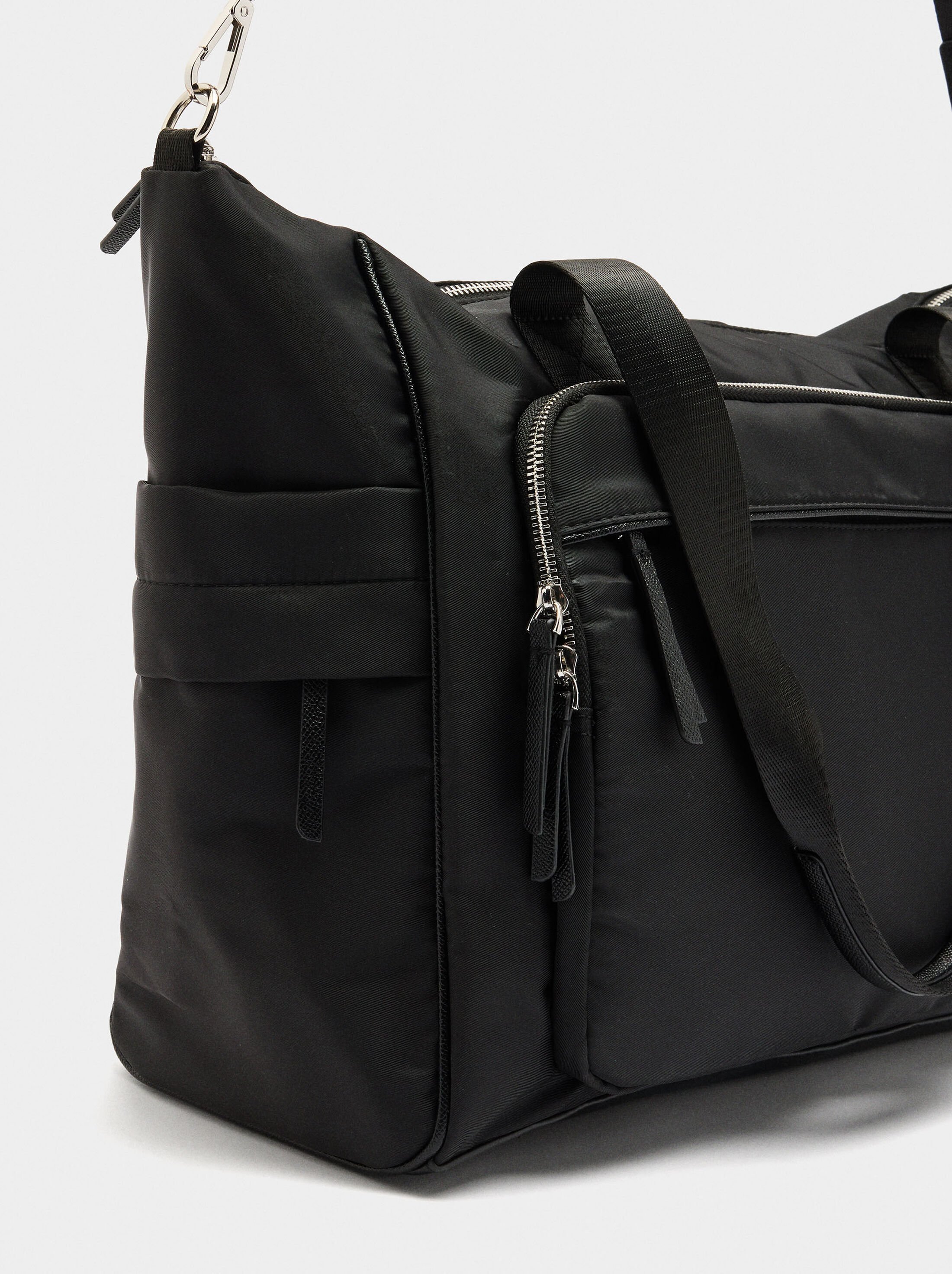 Nylon weekend bag image number 1.0