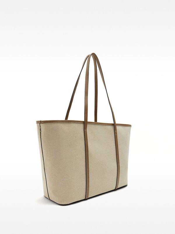 Fabric shopper bag with pendant