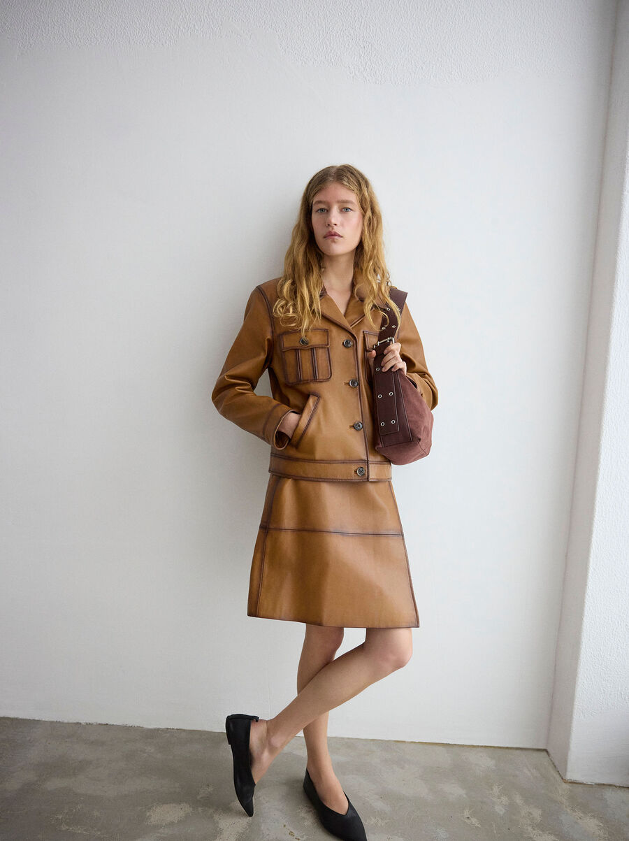 Leather jacket with marked topstitching