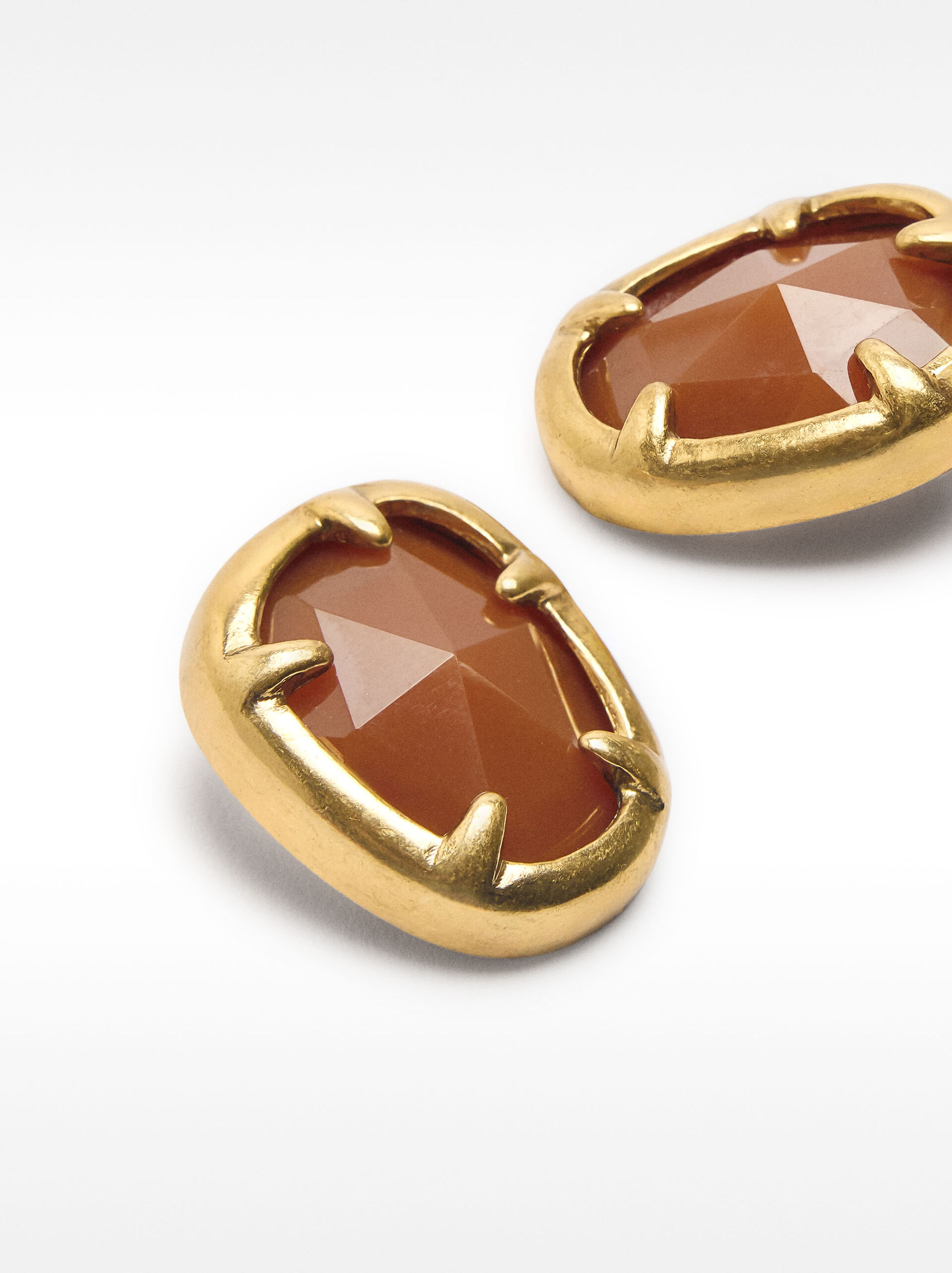 Pendientes geométricos dorados image number 2.0