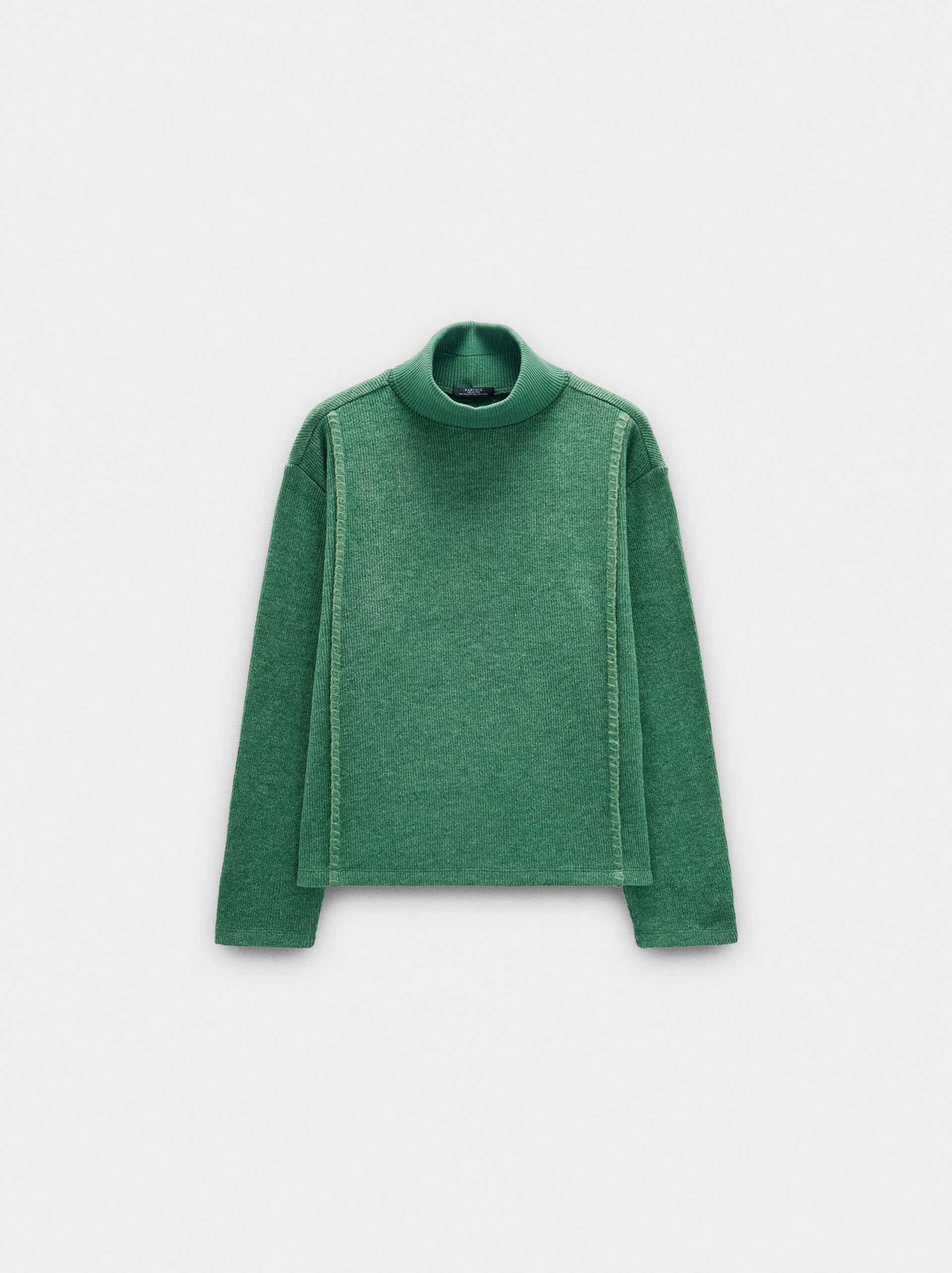 Ribbed sweater with turtleneck image number 4.0