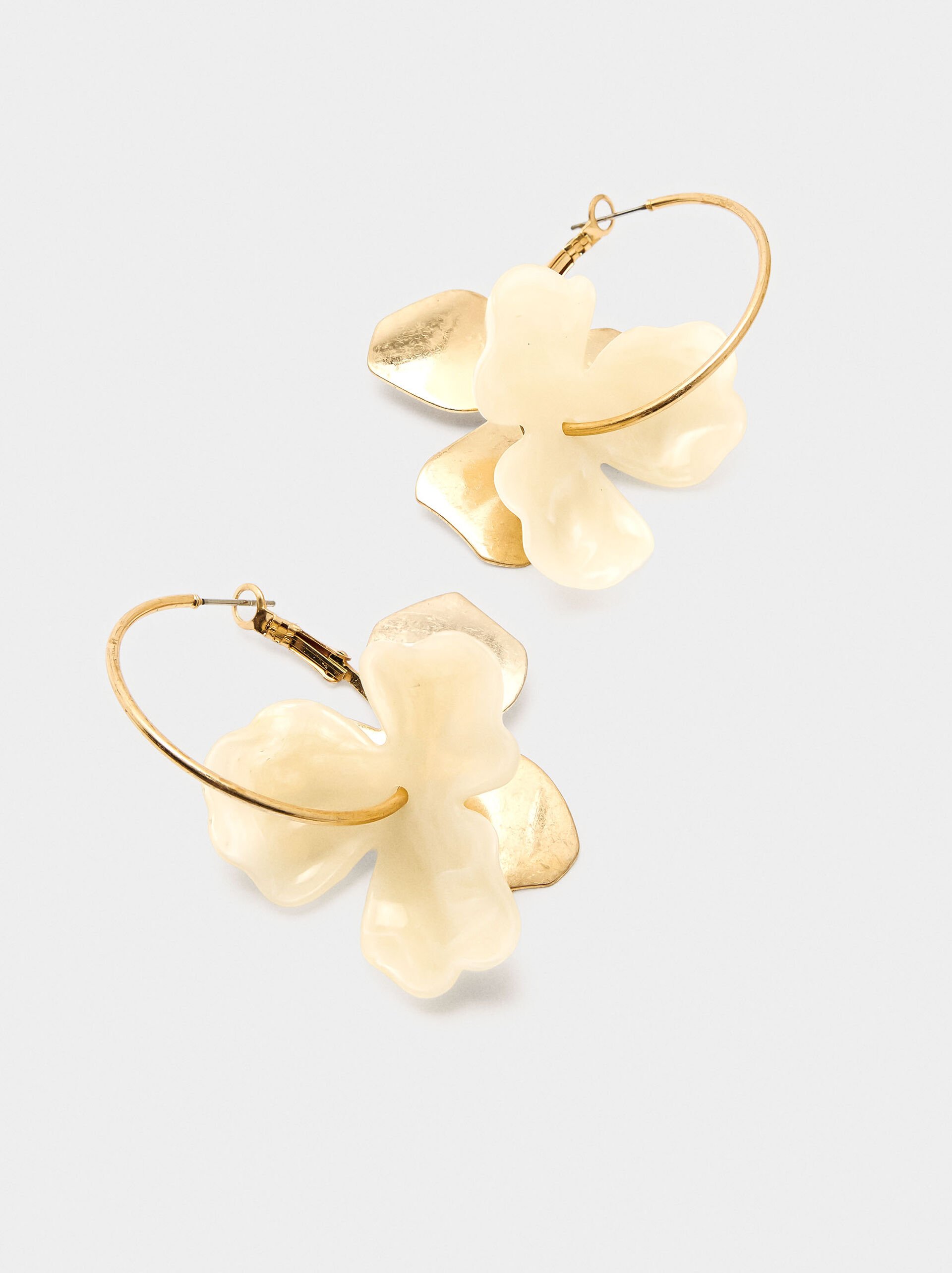 Hoop earrings with flower image number 1.0