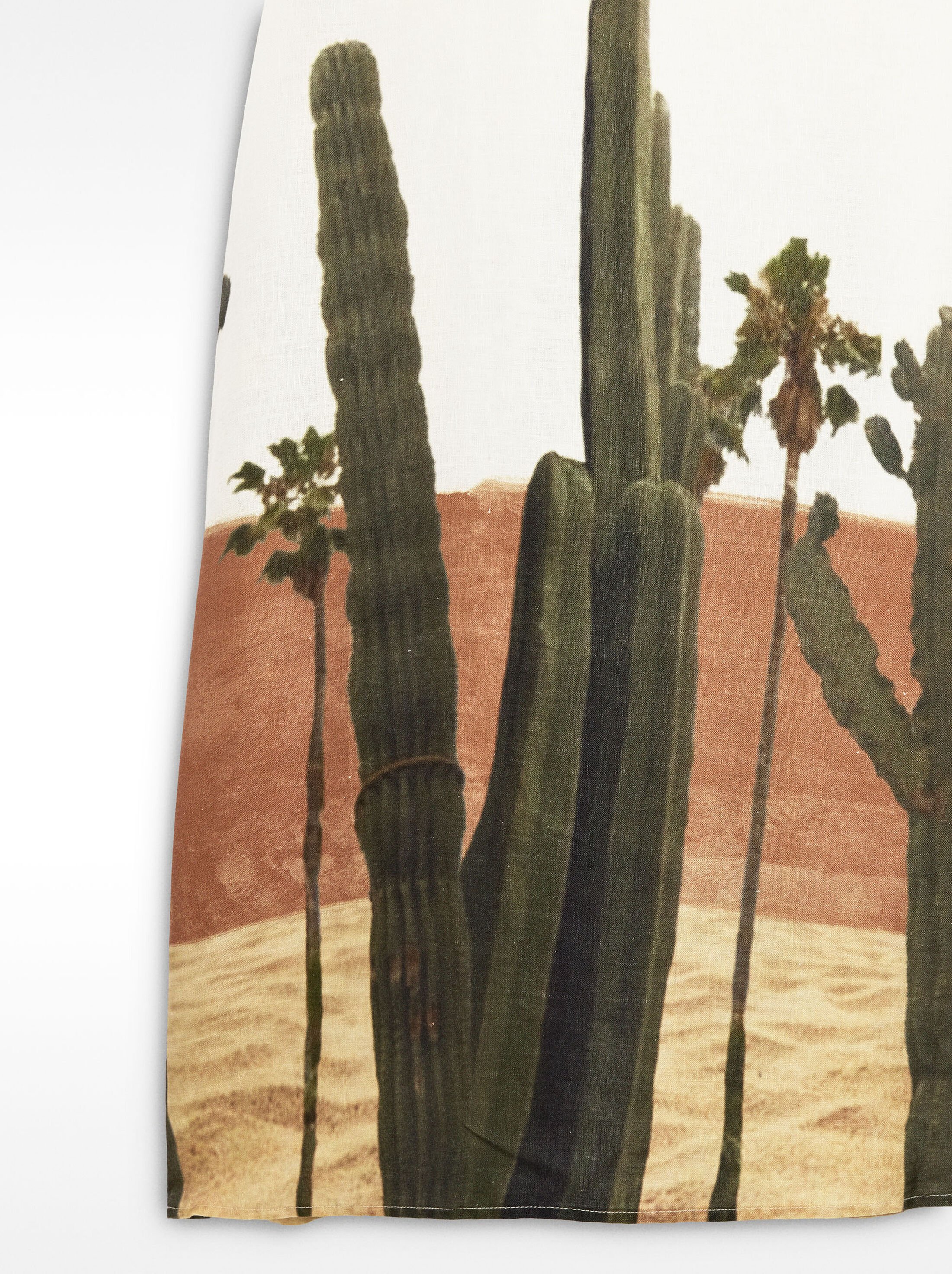 Vestit 100 % lli amb estampat image number 6.0