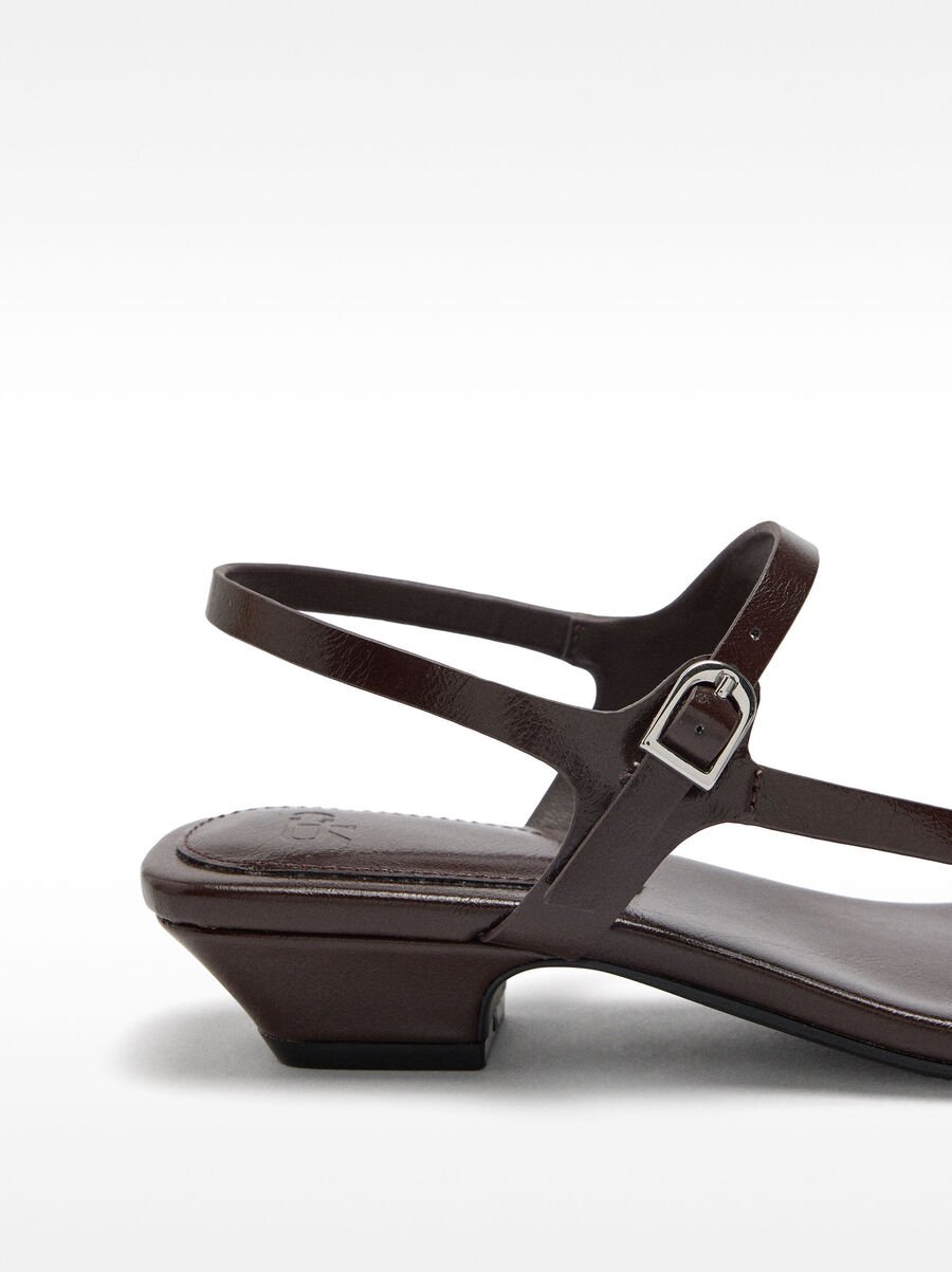 Heeled sandals with thin straps