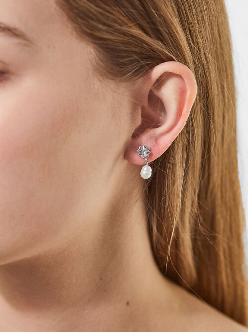 Silberne Ohrringe Mit Perlen