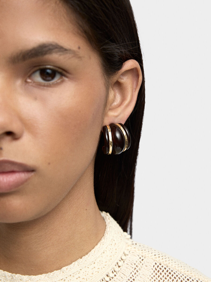 Open hoop earrings with tortoiseshell effect