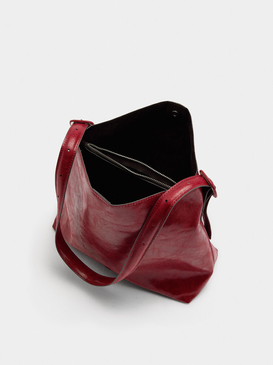 Cracked-effect shoulder bag