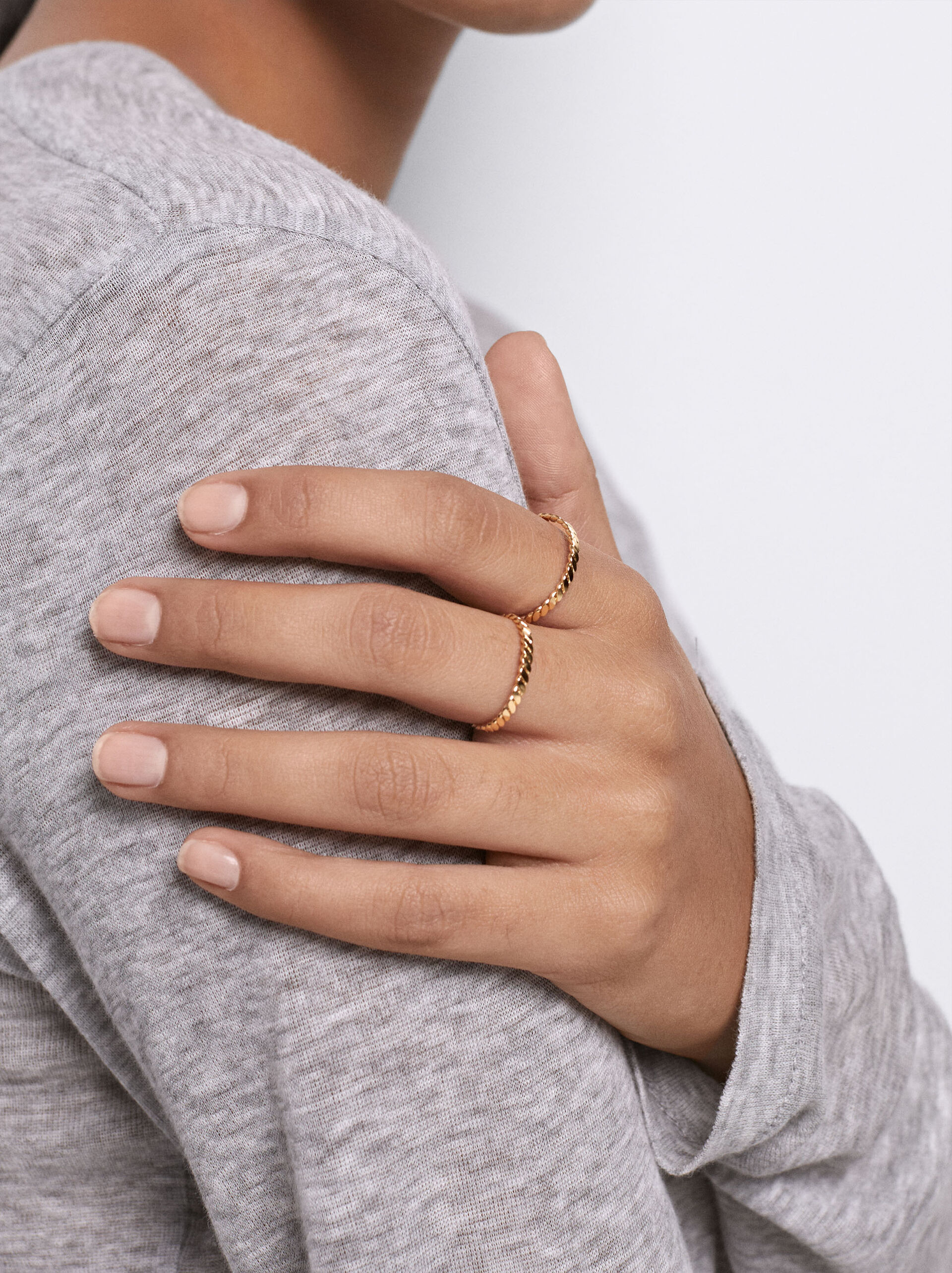 Golden band ring image number 1.0