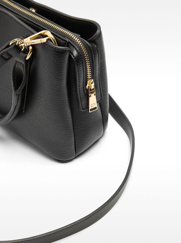 Tote bag with shoulder strap