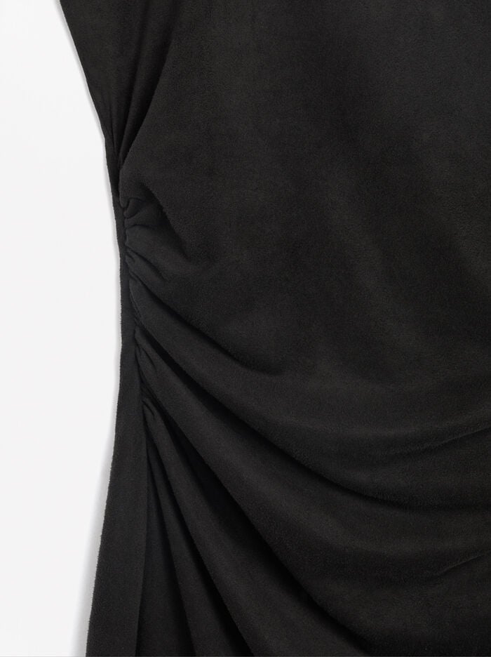 Short dress with side detail