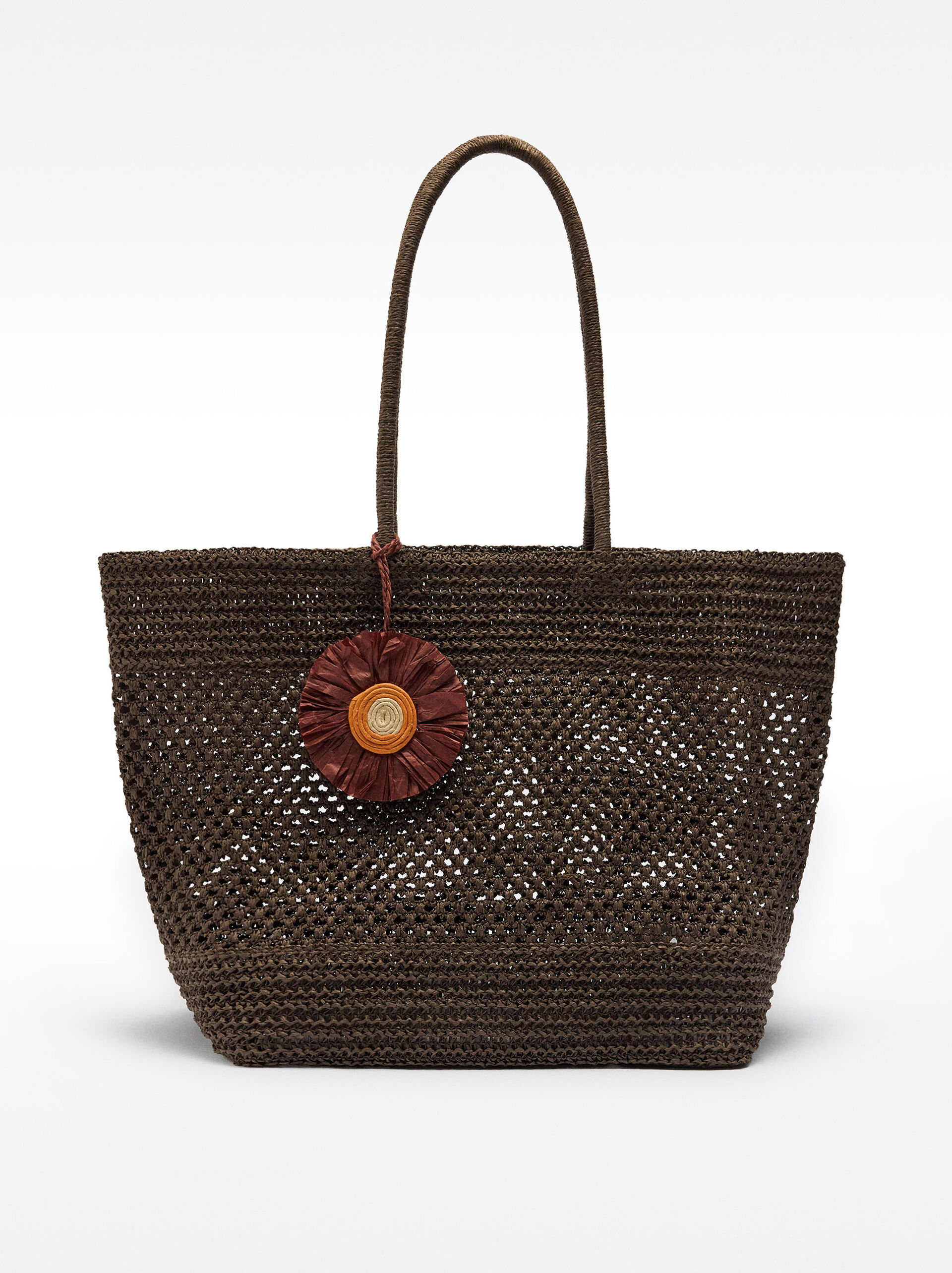 Straw-effect shopper bag with pendant image number 1.0