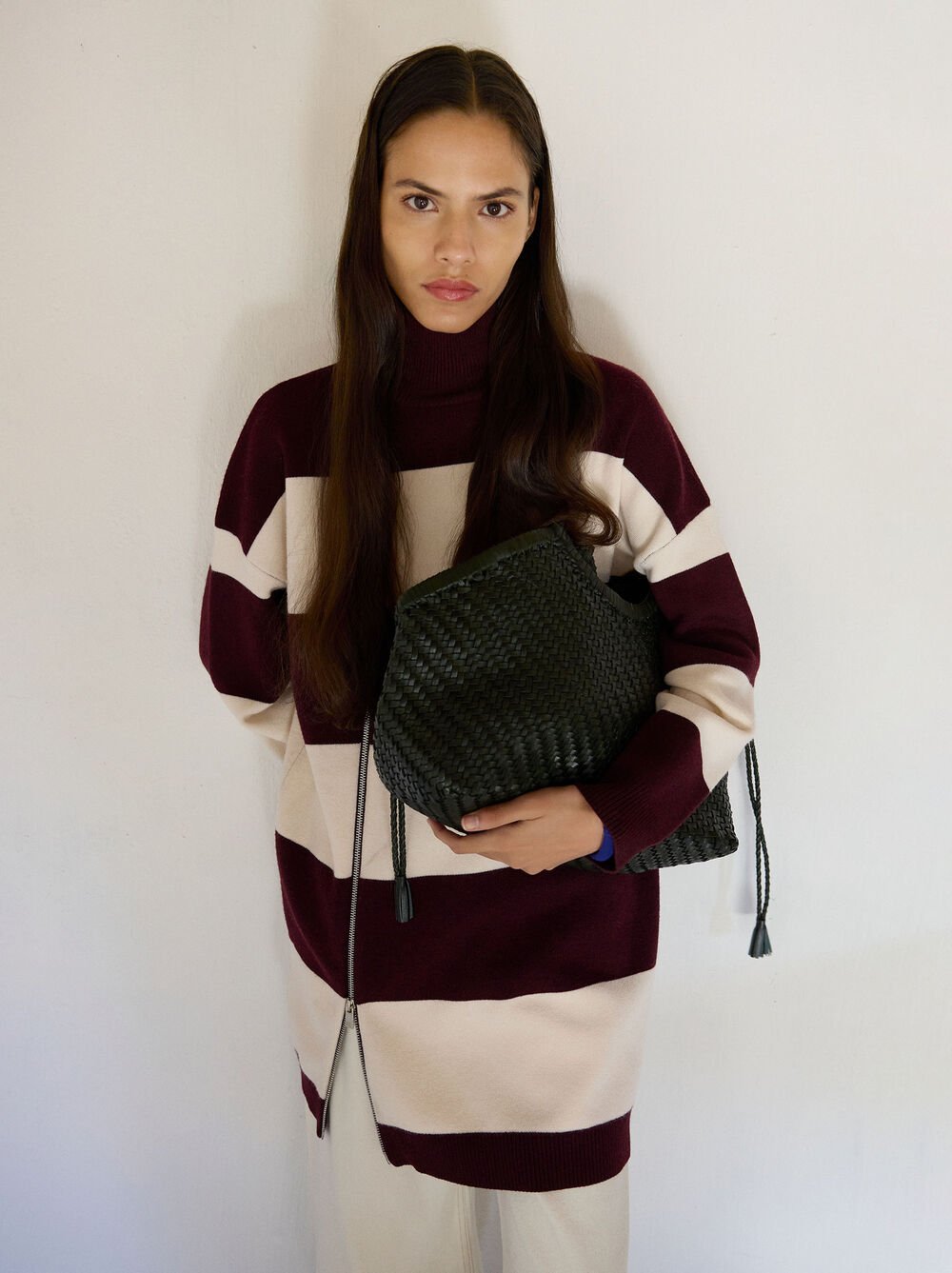 Knit dress with stripes