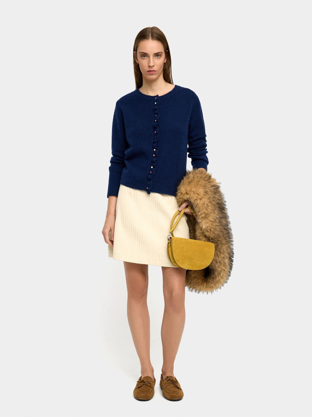 Knitted cardigan with ruffles