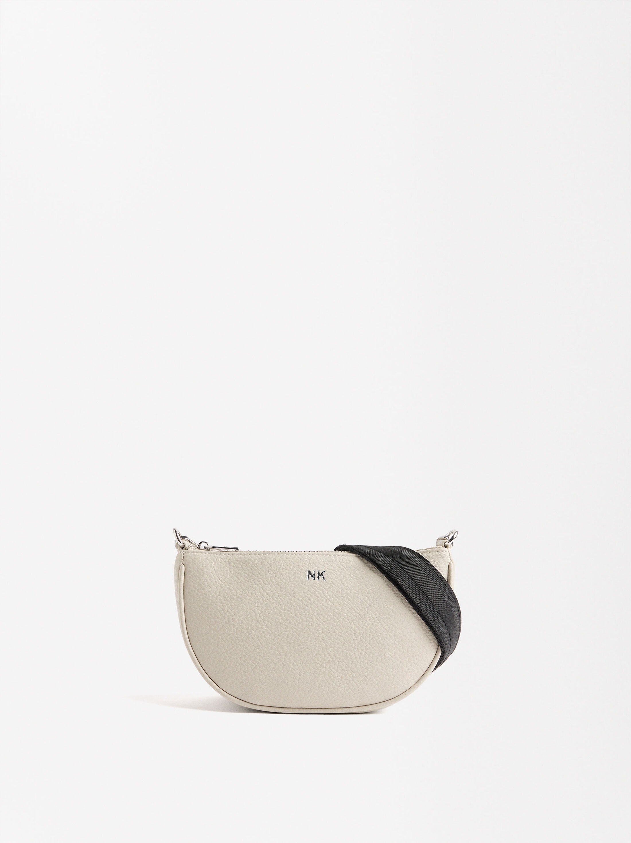 Bolso bandolera con colgante image number 0.0