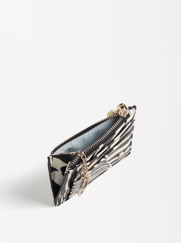 Basic cardholder with animal print