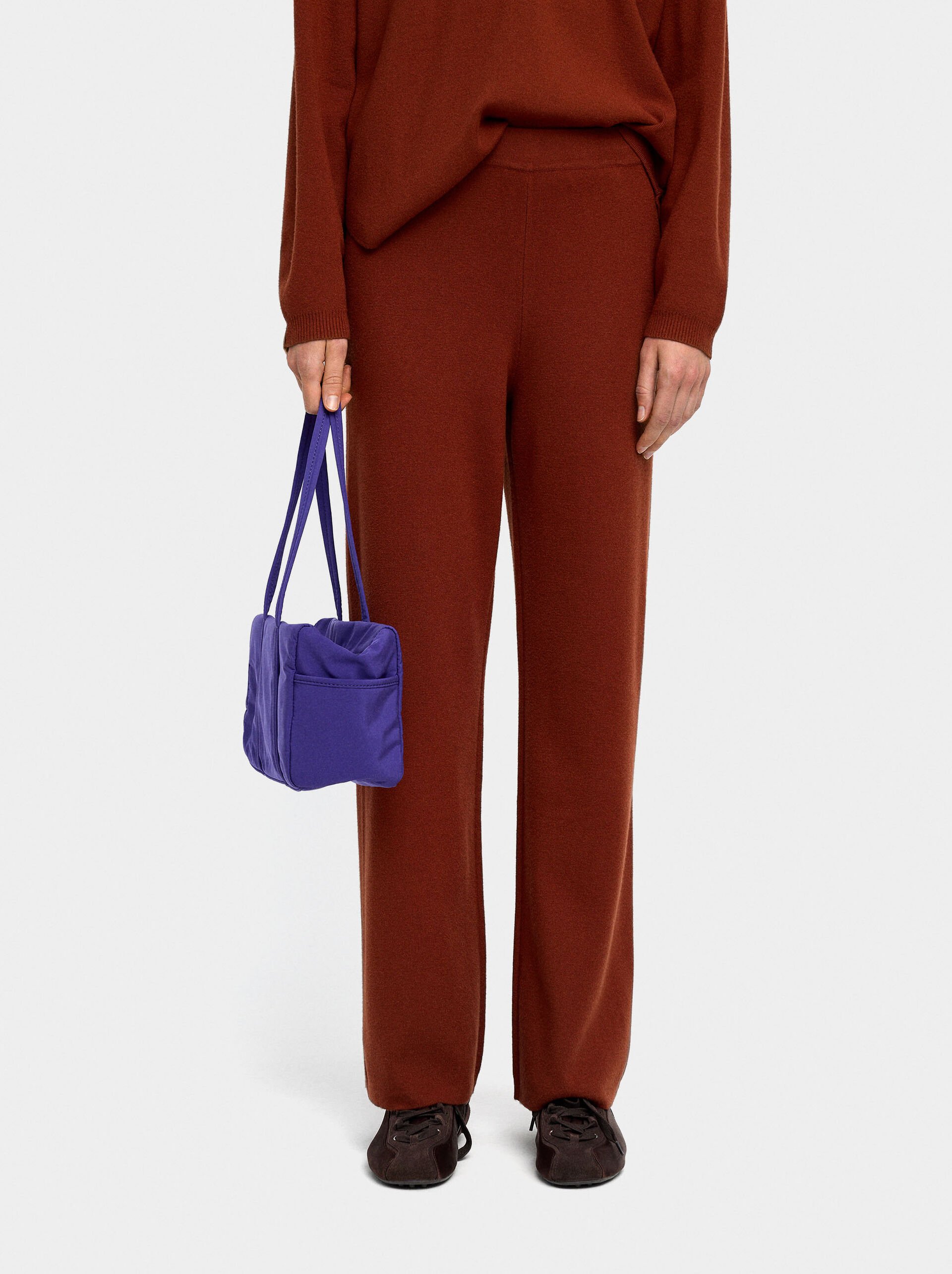 Elastic waist knit pants image number 1.0