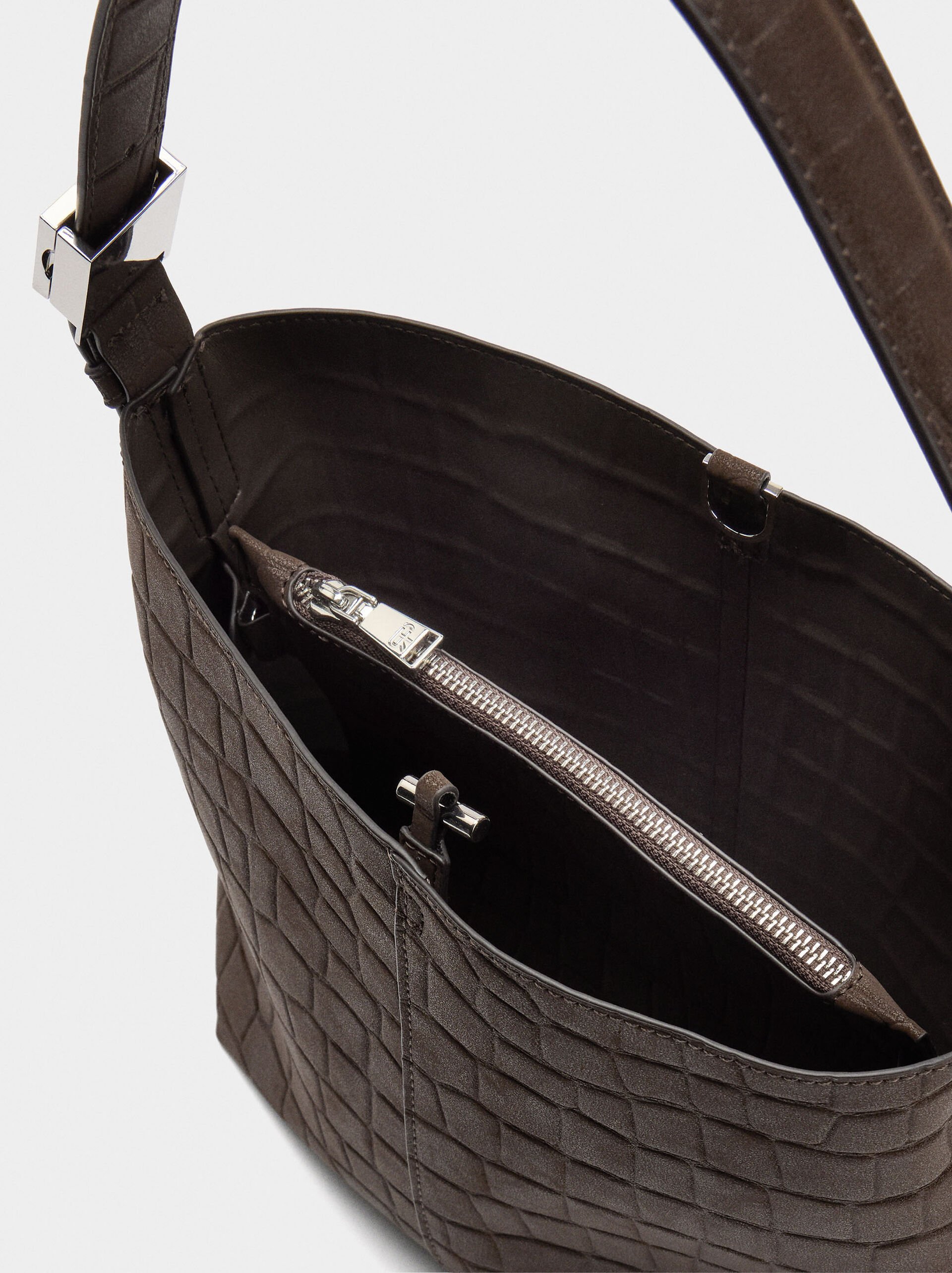 Shoulder bag with animal embossing image number 5.0