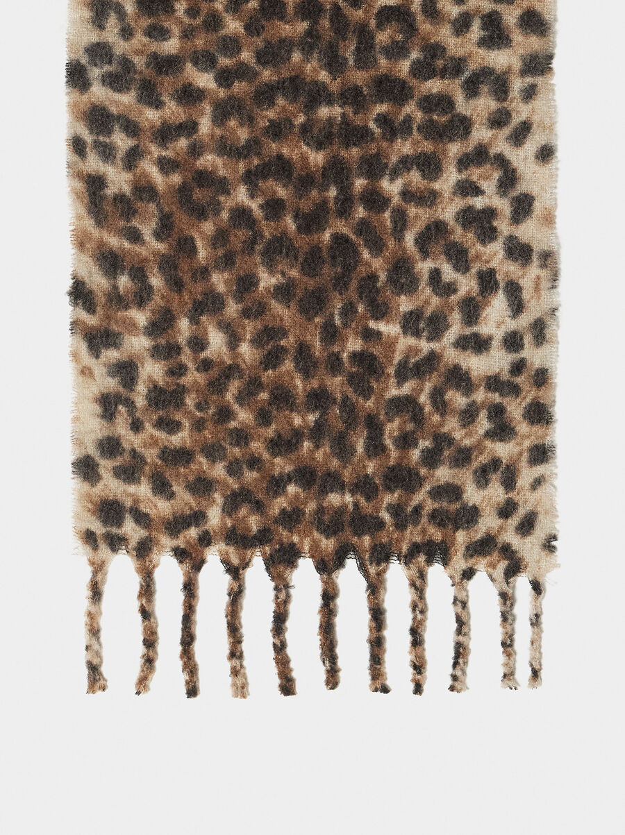 Bufanda de estampado animal con flecos