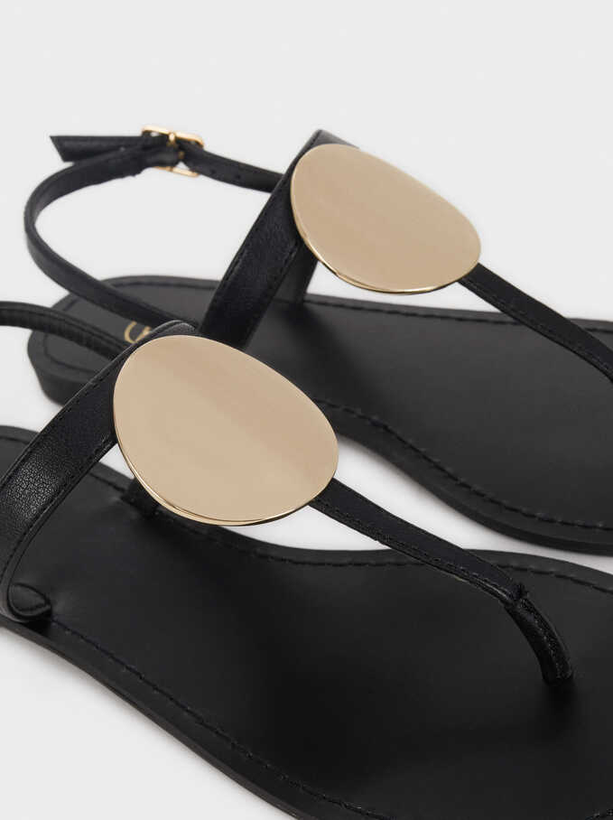 Flache Sandalen Mit Detail Aus Metall Schwarz Frau Online Exclusive Parfois Com