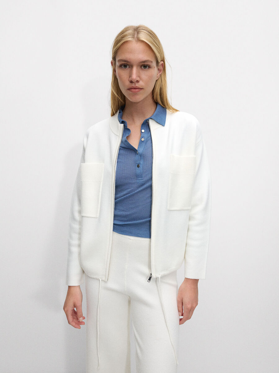 Knit cardigan with pockets