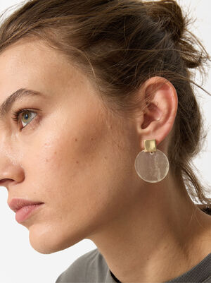 Medium Shell Earrings image number 1.0