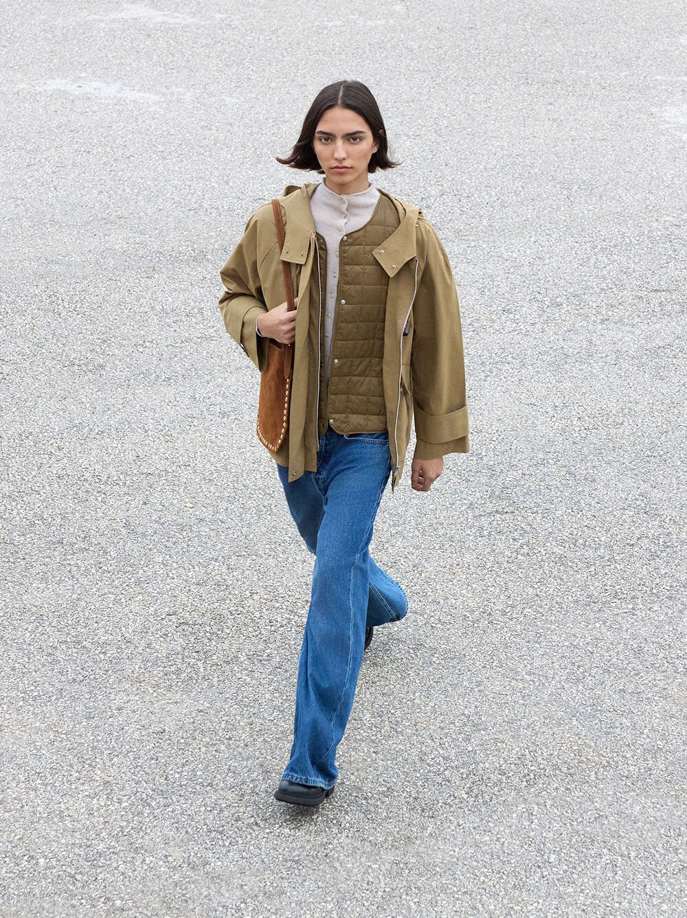 Chaqueta con capucha y chaleco