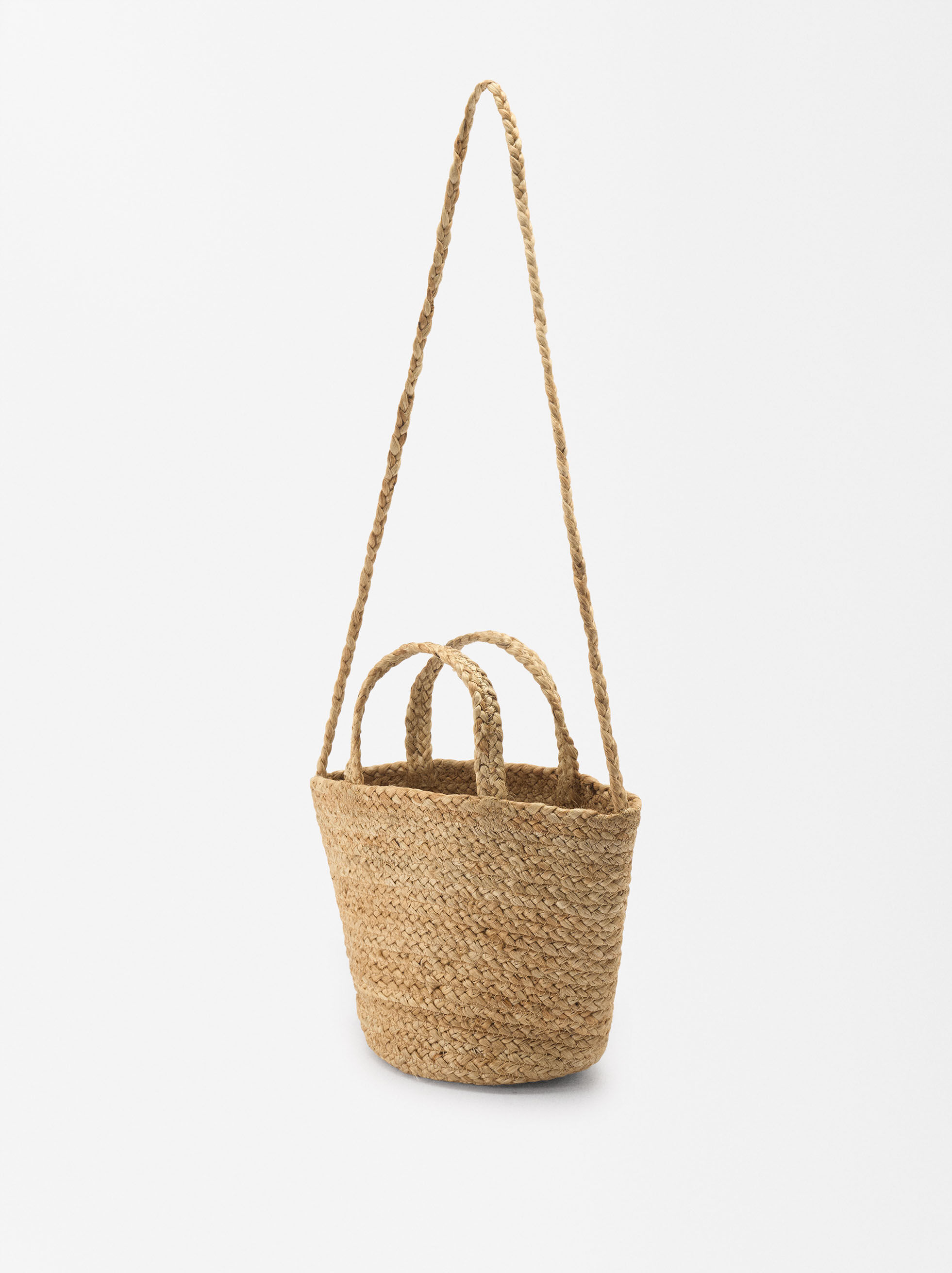 Woven straw tote bag store