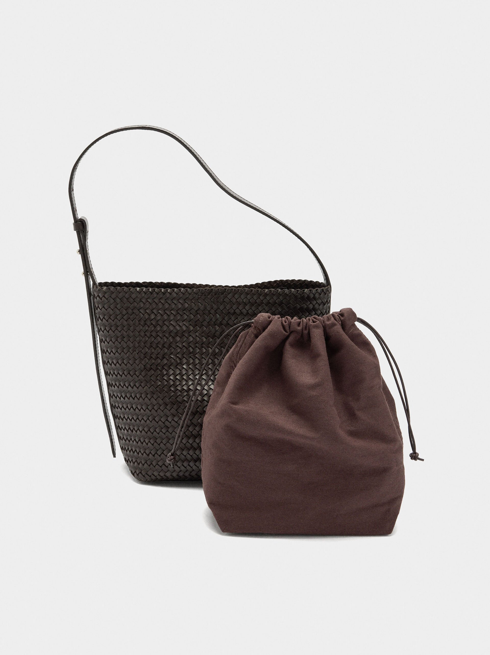 Shoulder bag with braided leather image number 2.0