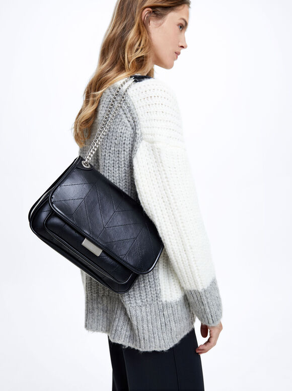Shoulder Bag With Chain, Black, hi-res