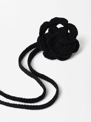 Crochet Flower Choker 