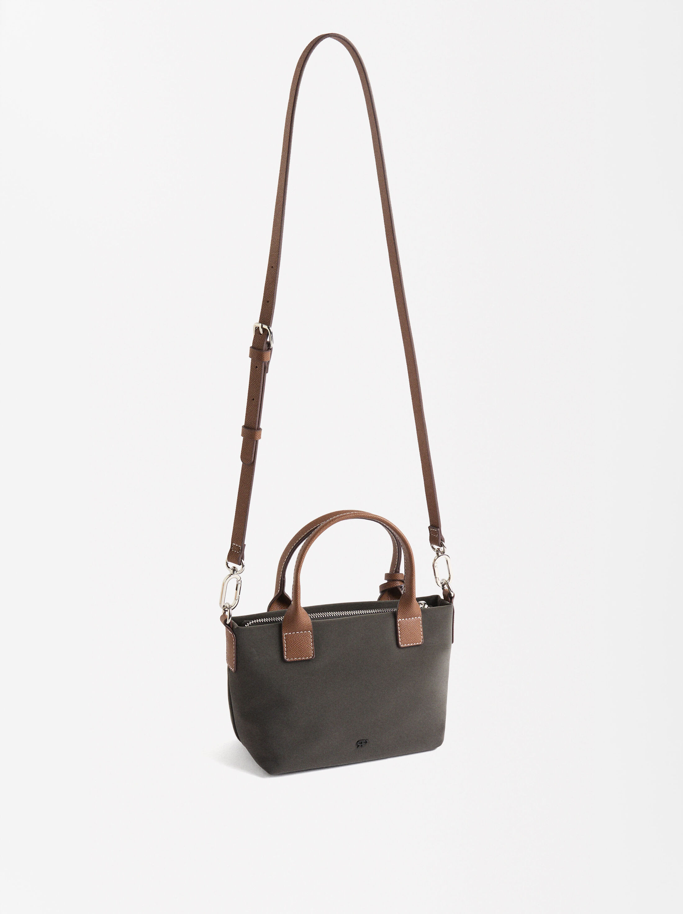 Bolso tote con textura suave M image number 3.0
